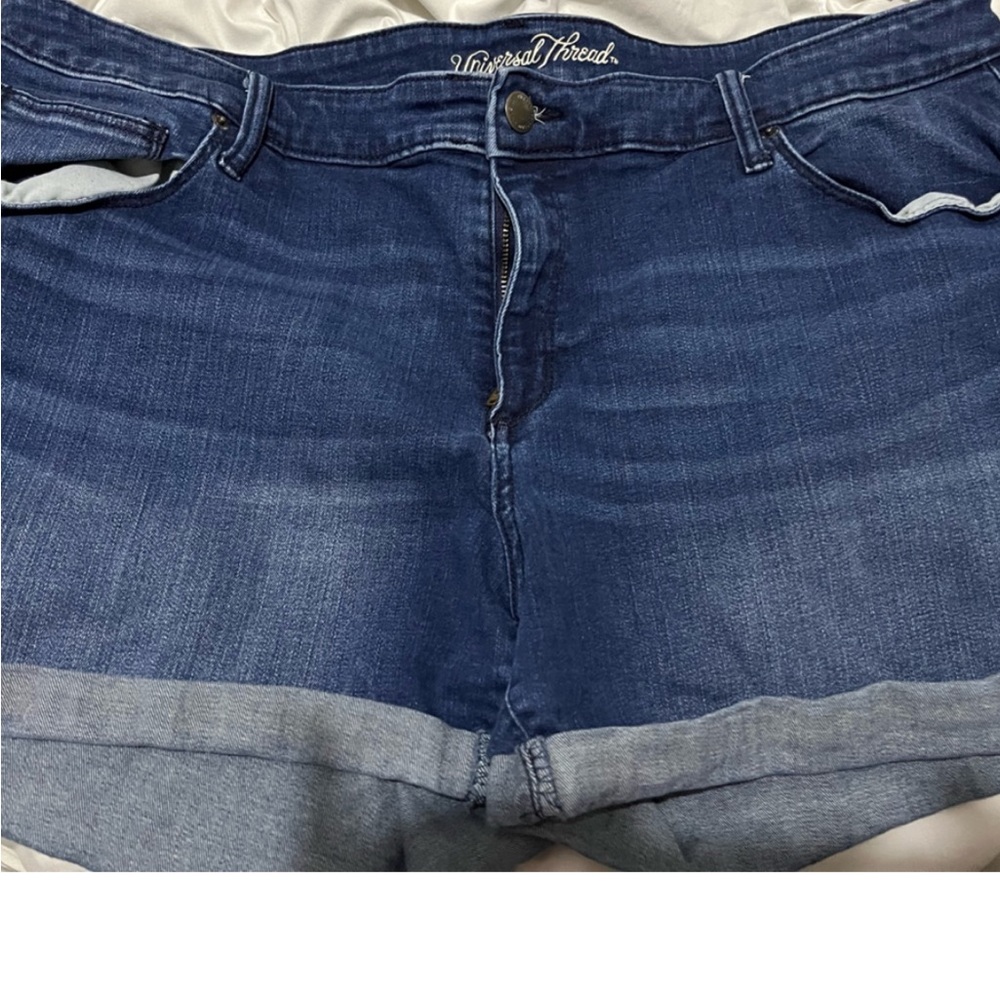 Universal thread midi shorts with stretch